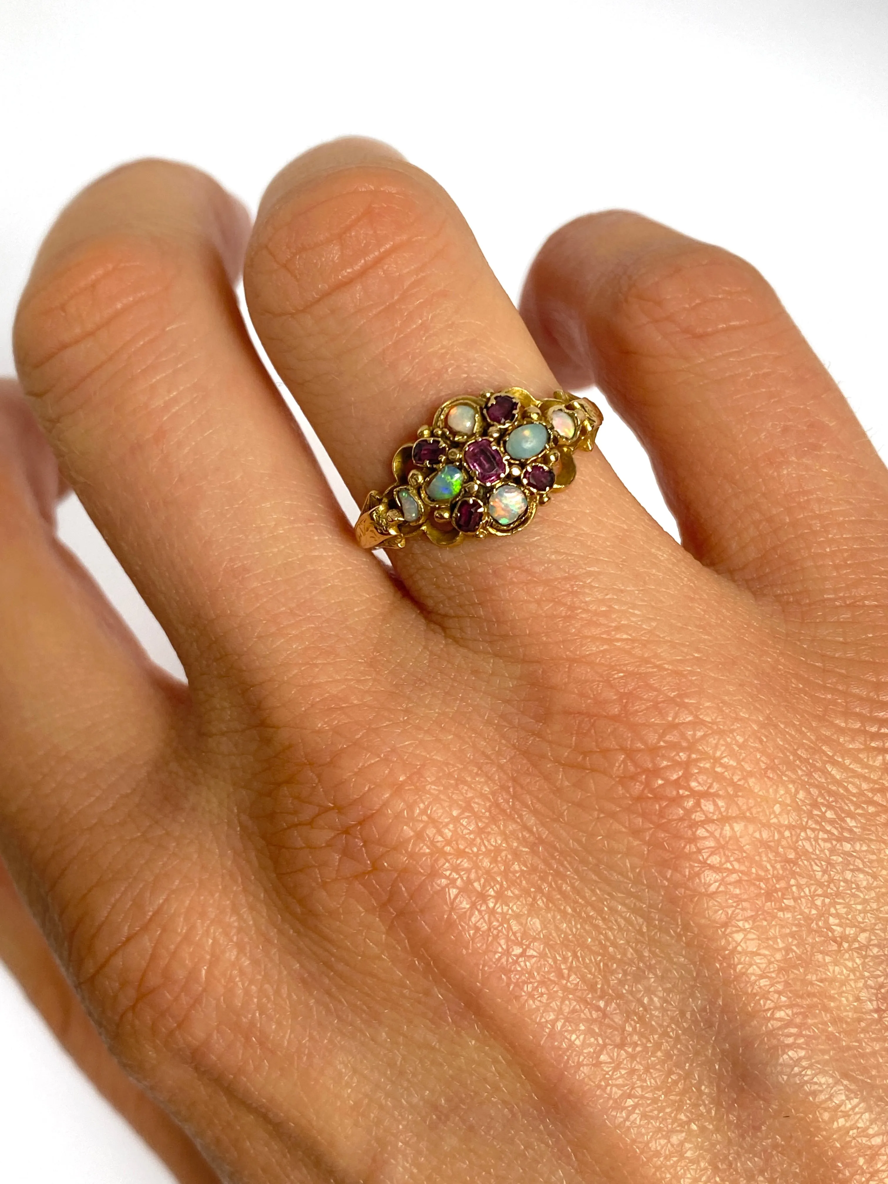 15ct Gold, Antique, Victorian Opal, Almandine Garnet Ring