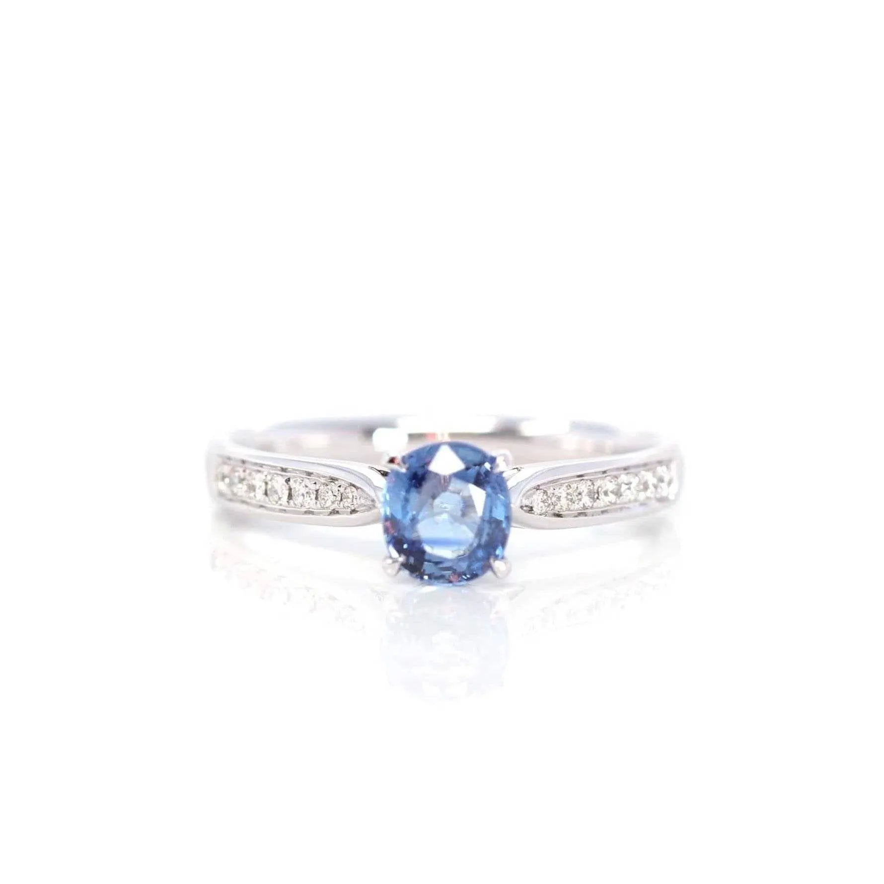 18k White Gold Natural Blue Sapphire Ring with Diamonds