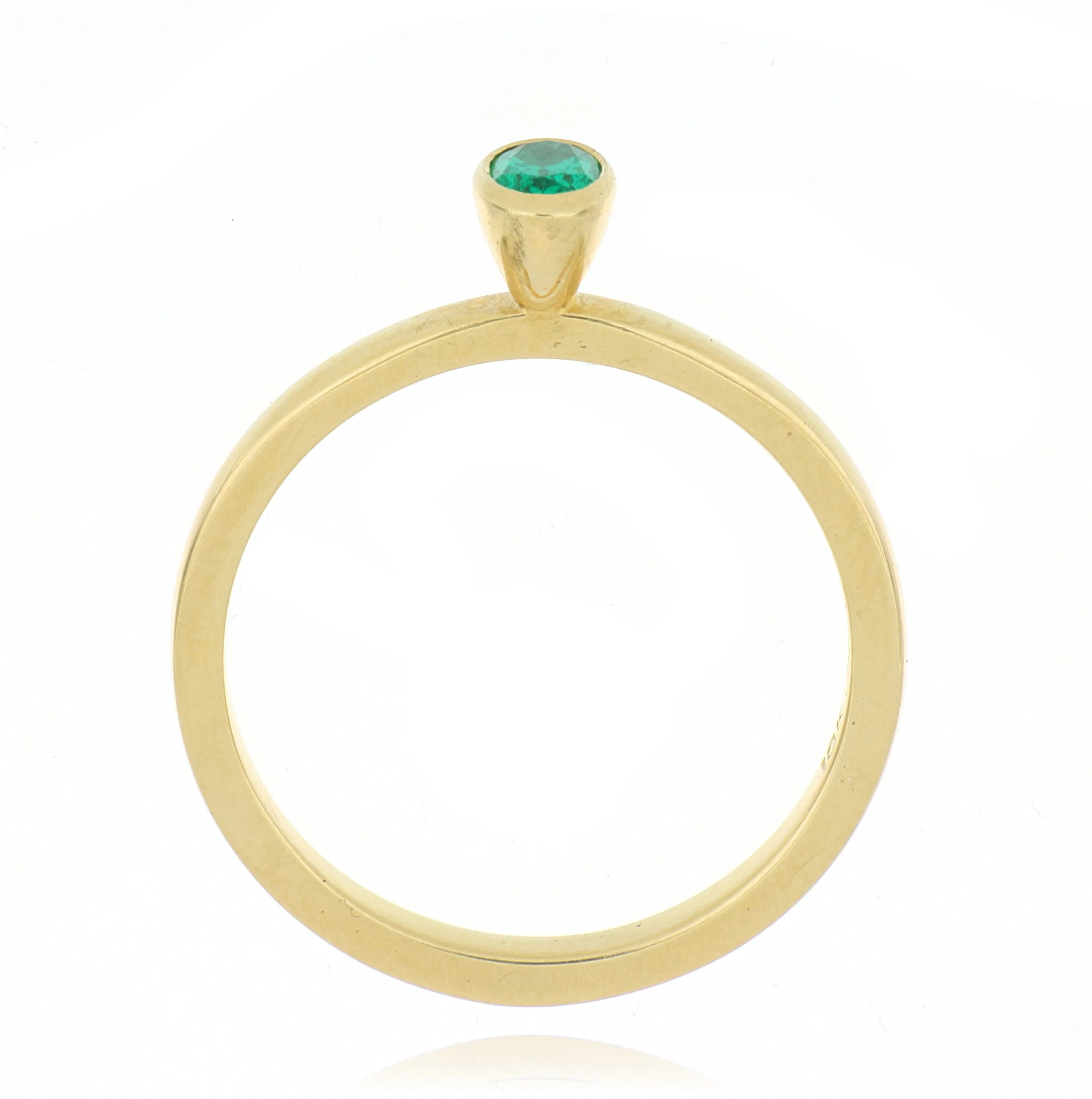 18k Yellow Gold Oval Shaped Emerald Yum Drop Ring