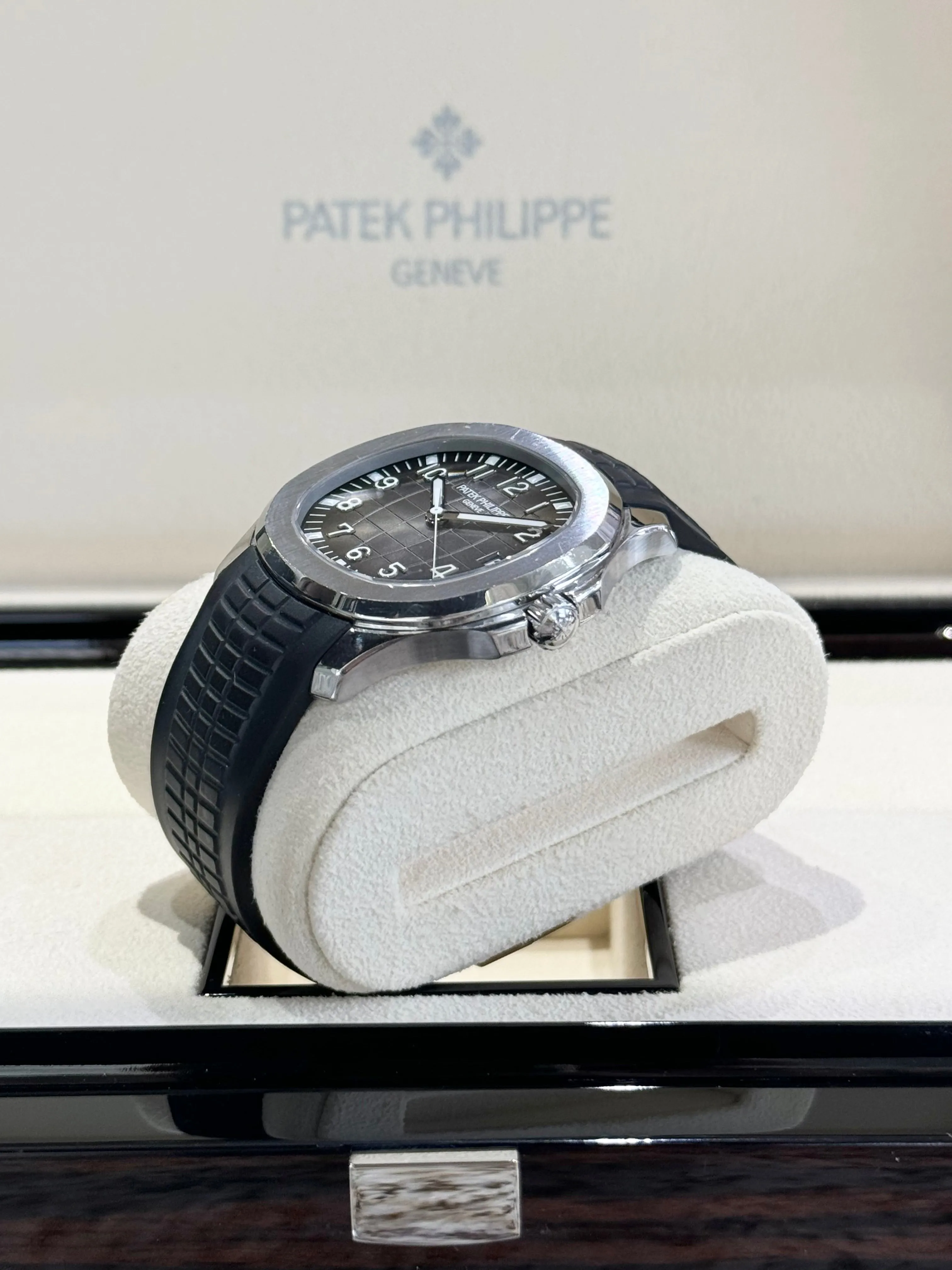 2021 Patek Philippe Aquanaut Self-Winding 5167A-001