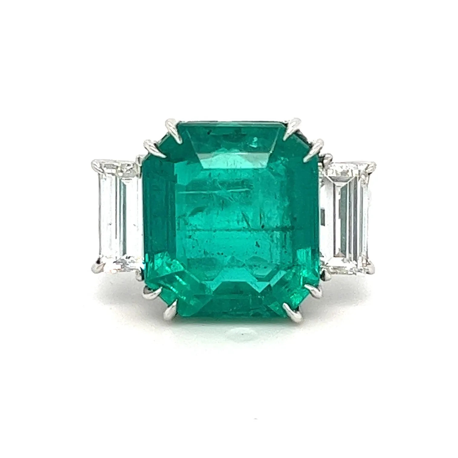 7.85 carat Colombian Emerald Minor Ring