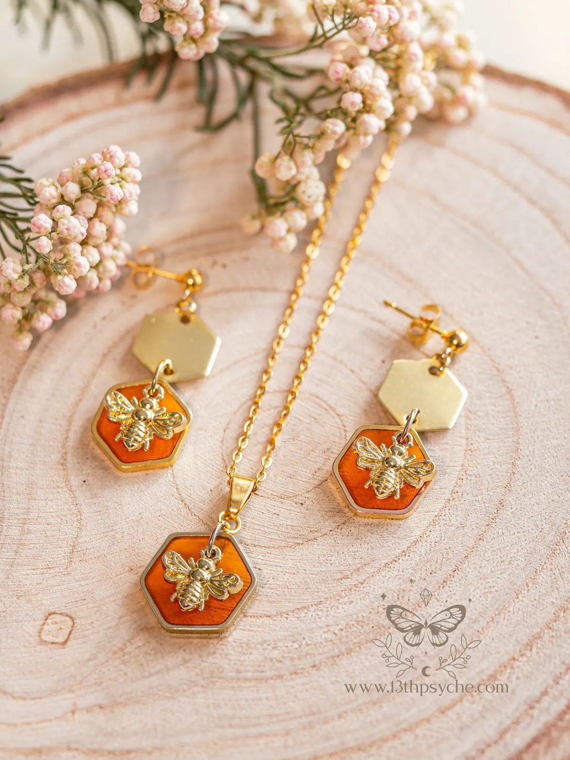 Amber hexagon and bees earrings and necklace set