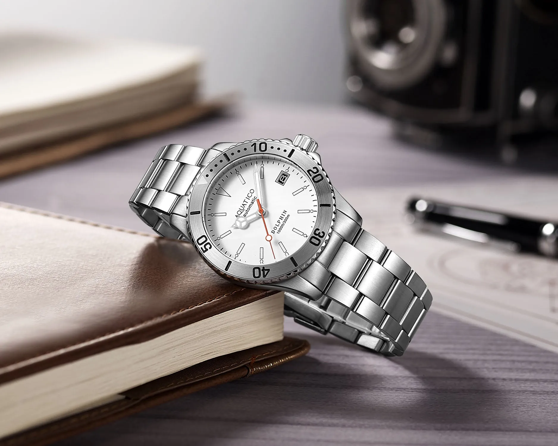 Aquatico Dolphin 39mm Automatic Dive Watch White