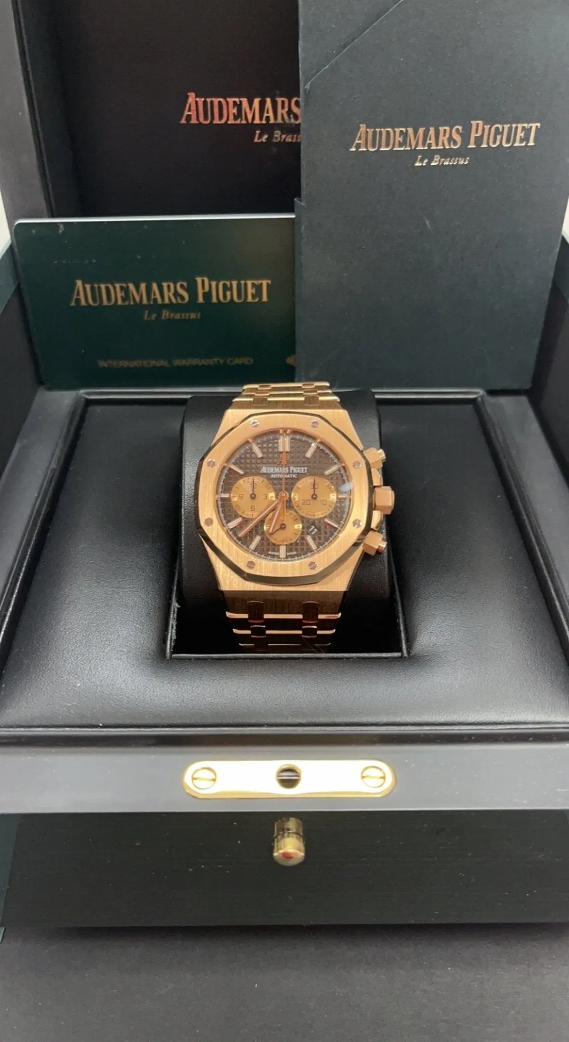 Audemars Piguet Royal Oak Selfwinding Chronograph 41mm Brown dial (Reference # 26239OR.OO.1220OR.02)