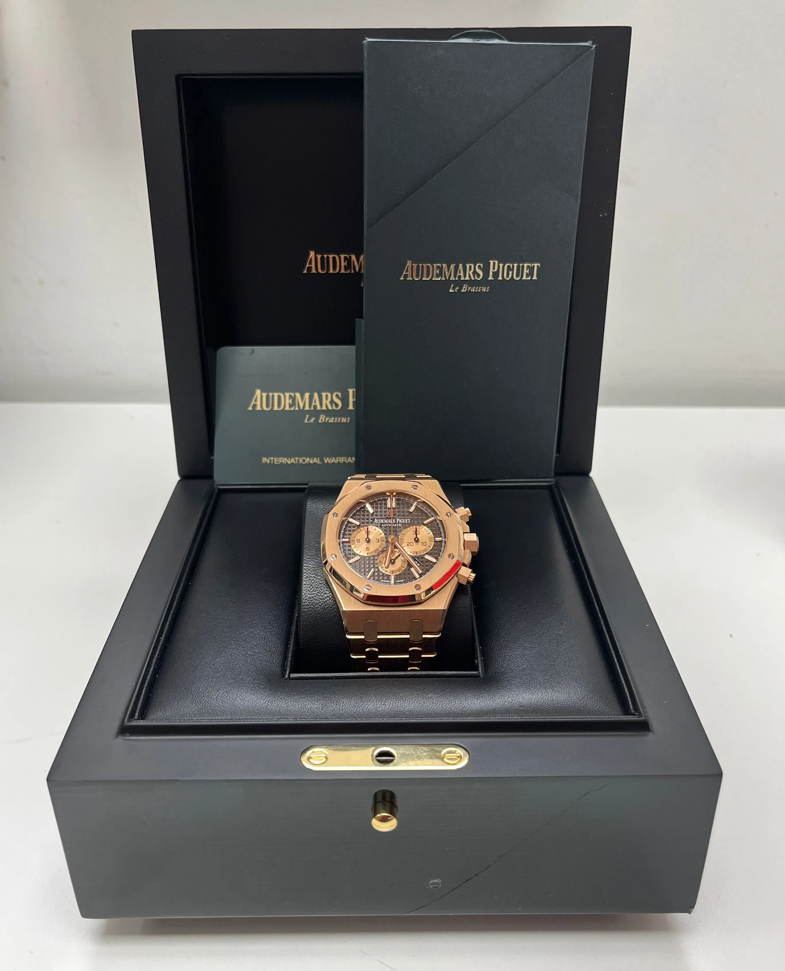 Audemars Piguet Royal Oak Selfwinding Chronograph 41mm Brown dial (Reference # 26239OR.OO.1220OR.02)