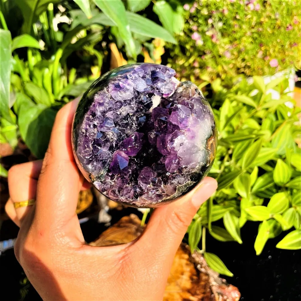 Large Amethyst Geode Sphere (Item #00102)