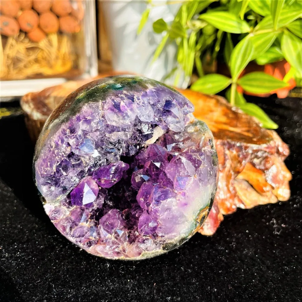 Large Amethyst Geode Sphere (Item #00102)