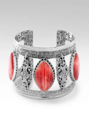 Lavish Beauty Cuff™ in Red Spiny Oyster