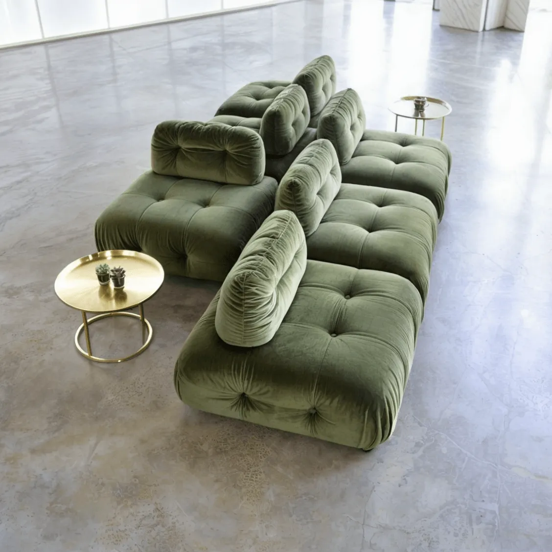 Manela Sofa