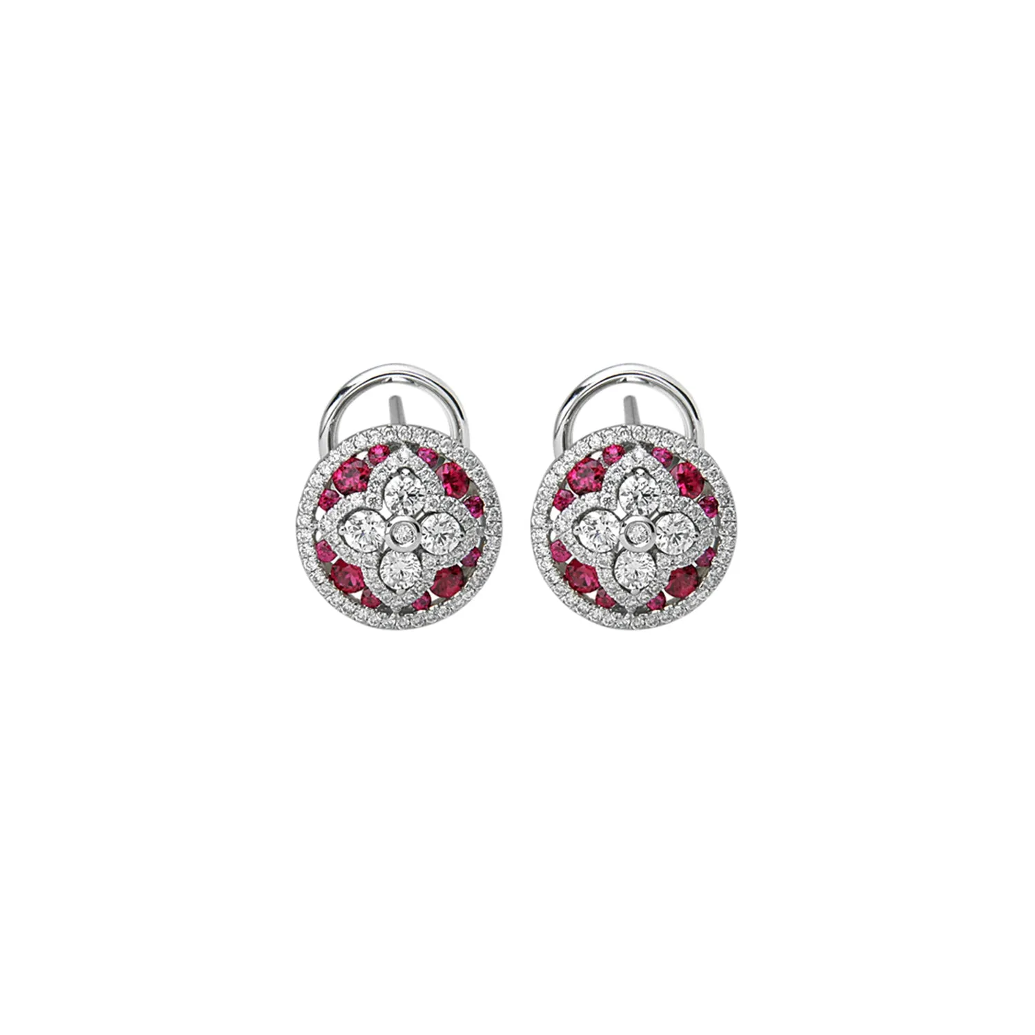 Precious Quatrefoil Round Stud Earring