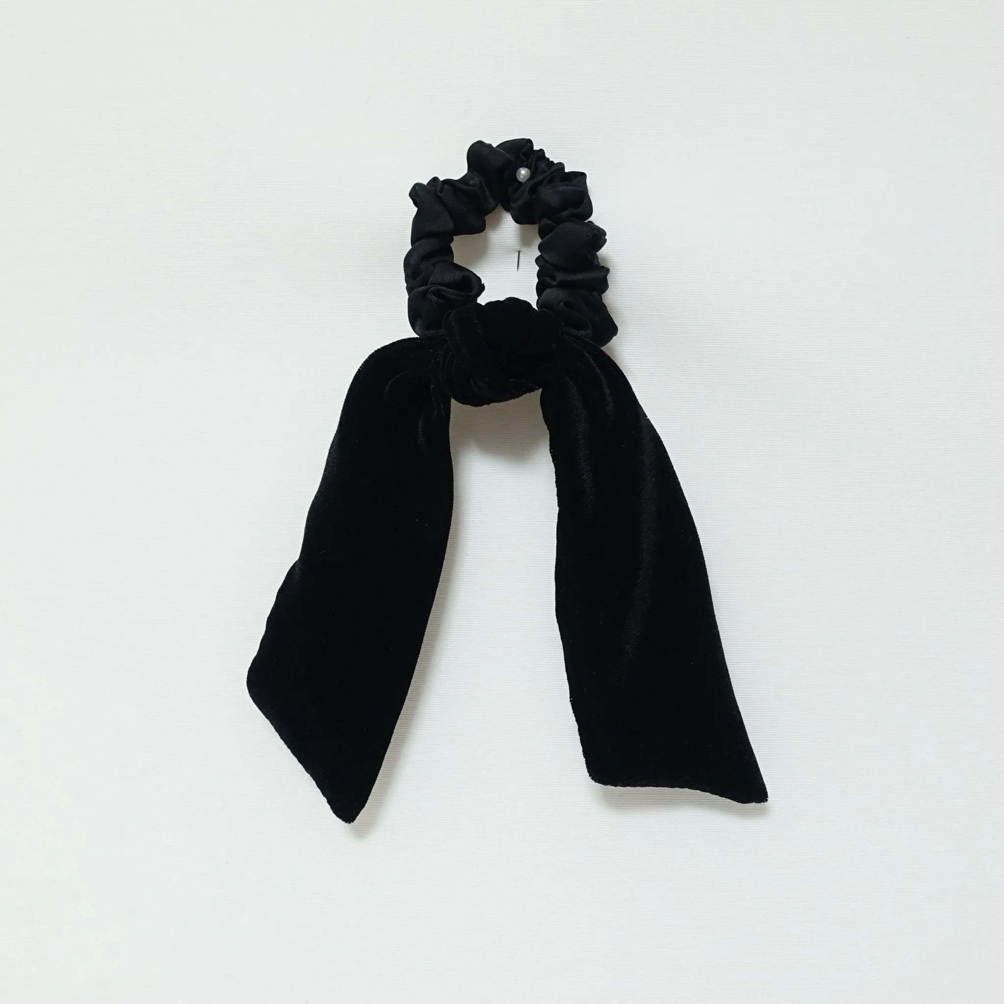 short silk velvet bow knot satin scrunchies black velvet simple bow luxury style bow scrunchy