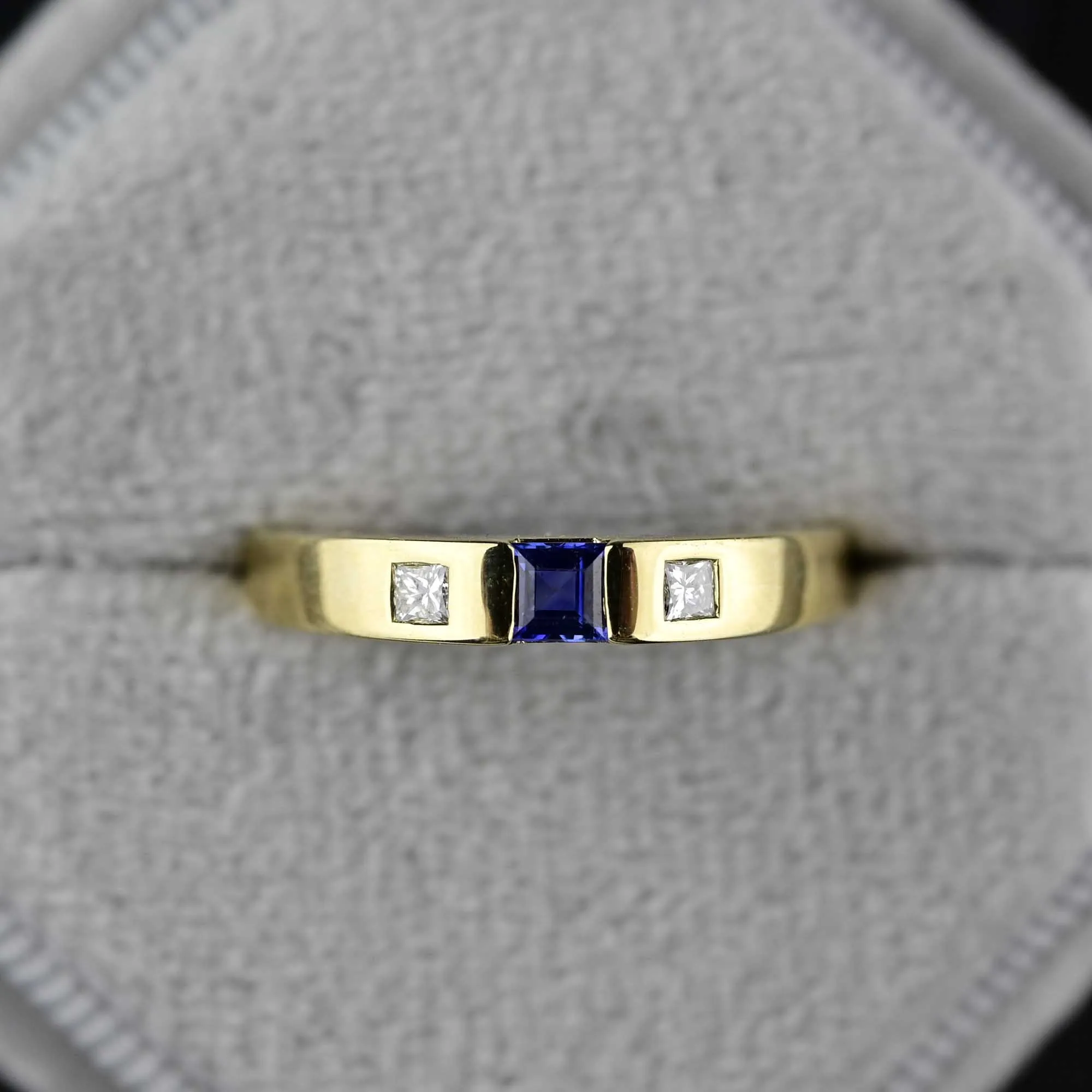 Vintage Sapphire Princess Cut Diamond Band Ring 18K Gold